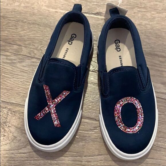 🎉final deal  🎉Gap sneakers 👟 - Picture 1 of 7